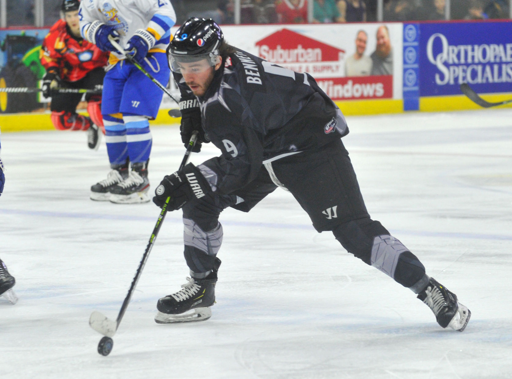 030720-qc-spt-storm-hockey-316